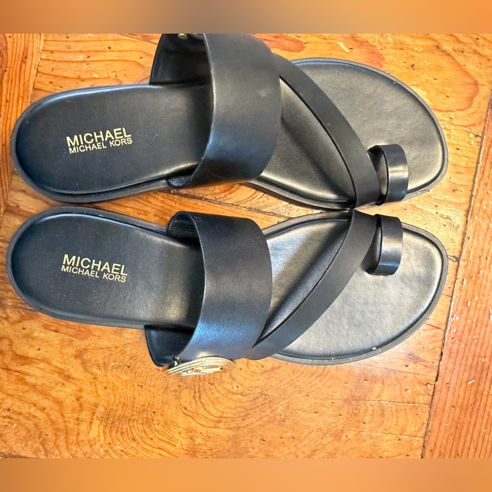 Michael Kors Elegant Black Slide Sandals